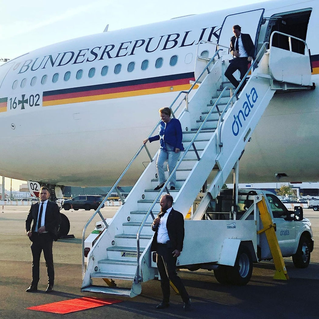 Vier Flugzeuge für fünf Minister